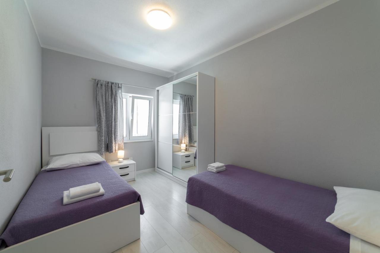 Villa Ban Trogir Exteriör bild