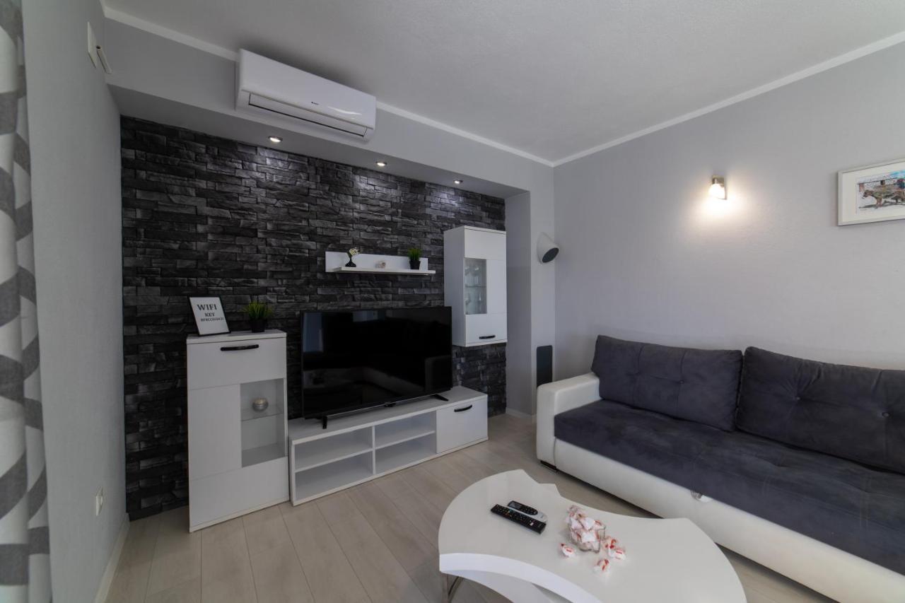 Villa Ban Trogir Exteriör bild