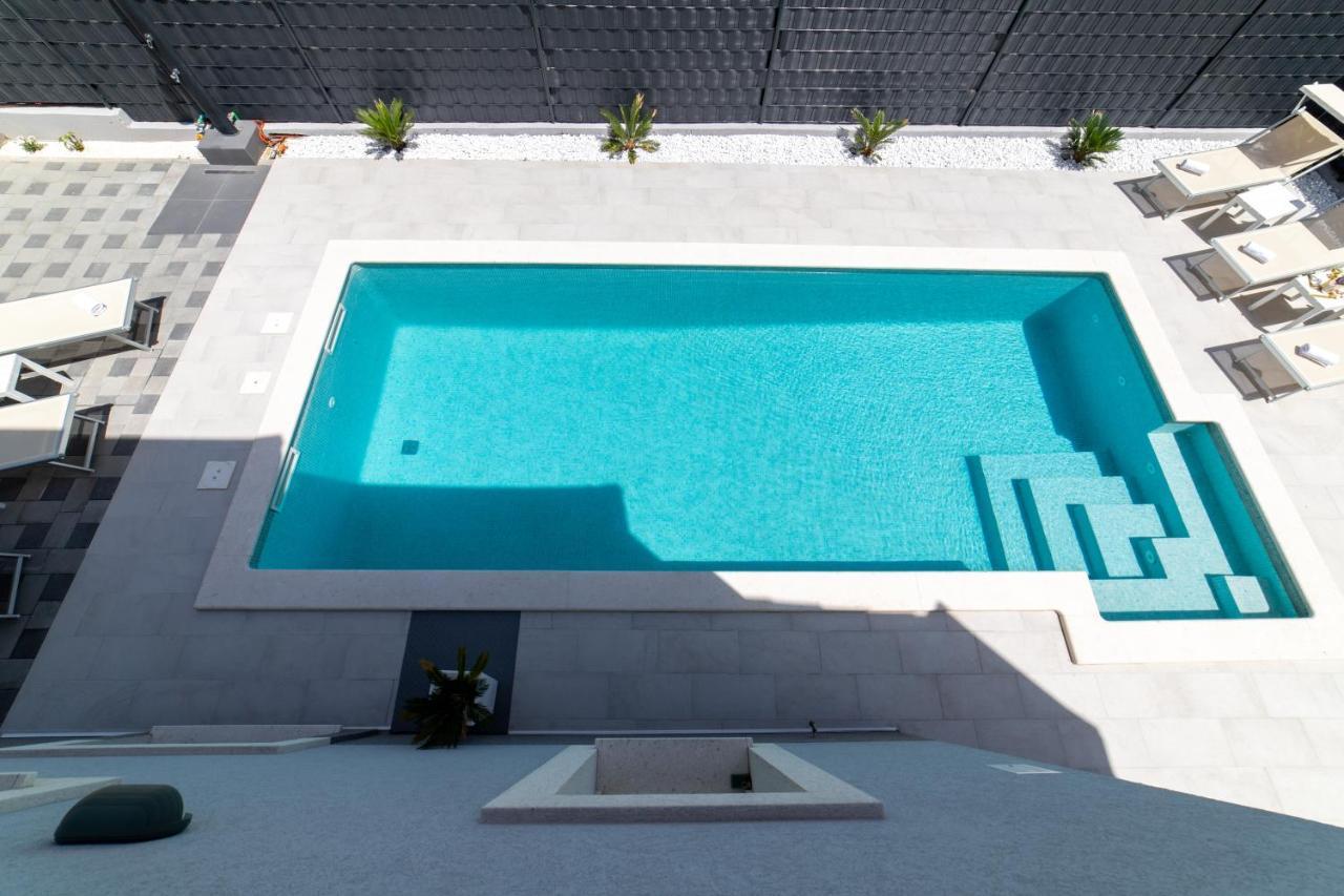 Villa Ban Trogir Exteriör bild