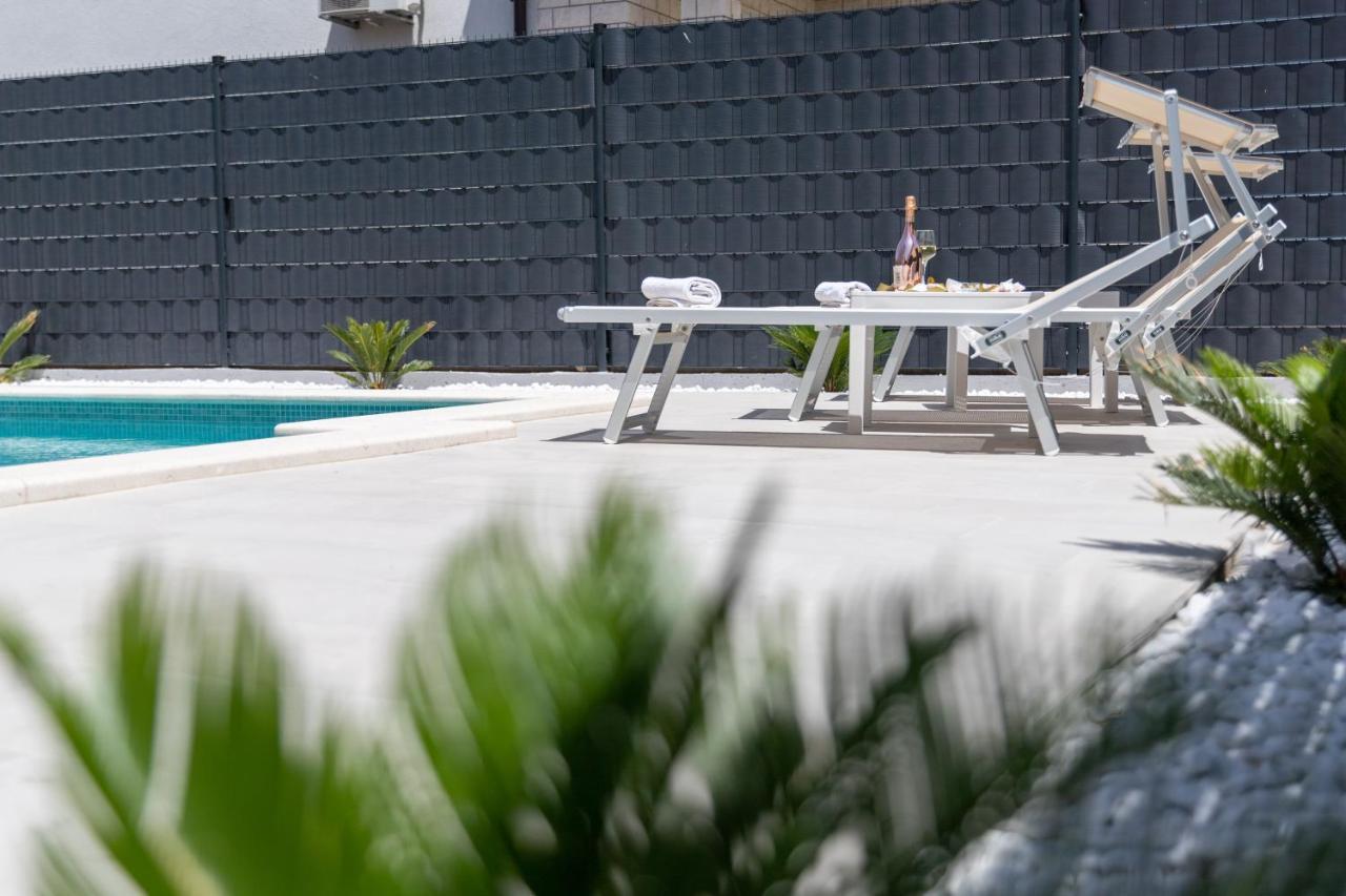 Villa Ban Trogir Exteriör bild