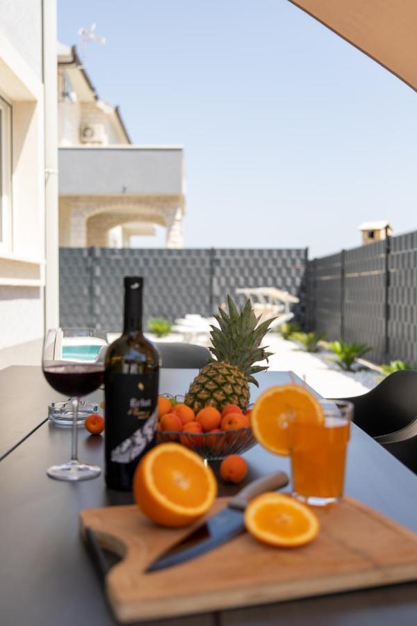 Villa Ban Trogir Exteriör bild