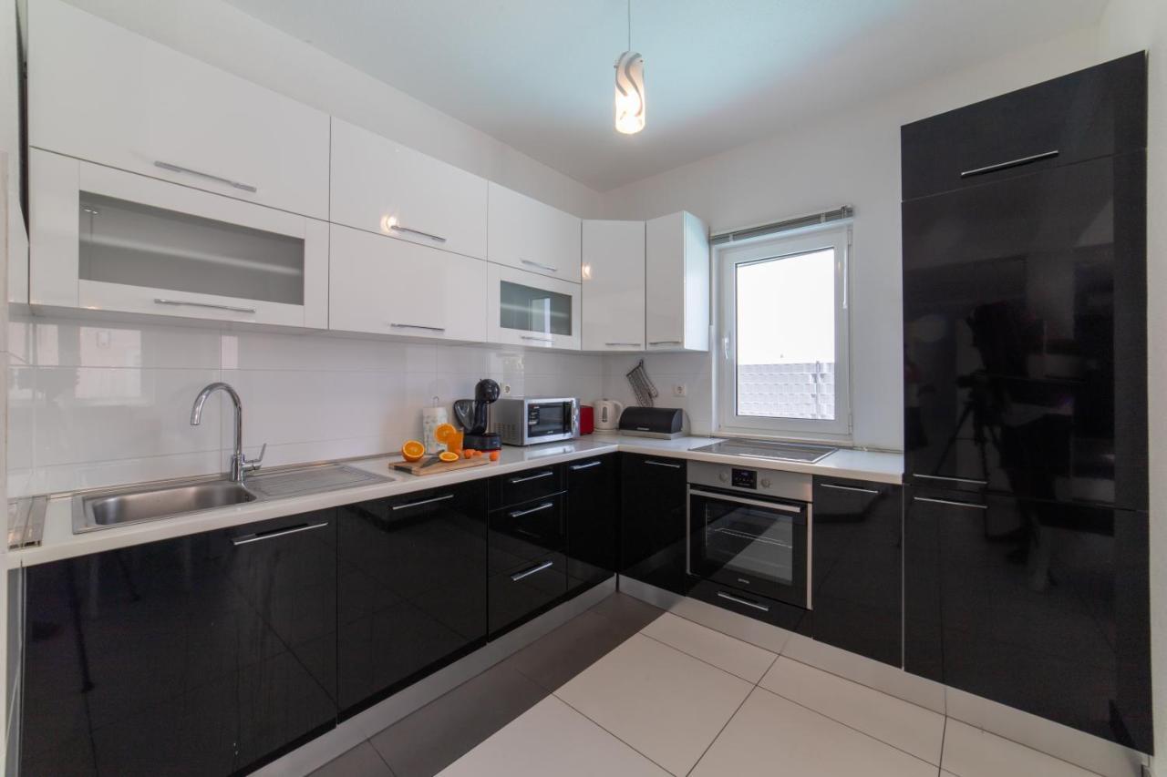 Villa Ban Trogir Exteriör bild